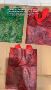 Tas Spunbond HLS BATIK Laminasi Handle Lipat Samping Ukuran 20x28x9 Tas Kain Goodie Bag Tebal