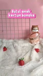 ZA478  Botol Minum Anak Kartun Boneka 900ml Doll Childrens Bottle / Botol Anak Sedotan