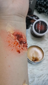 ชุดแต่งหน้าผี หน้าผี แต่งแผล แผลแต่งหน้า ทำแผลปลอม แผล เลือดปลอม ฮาโลวีน blood Halloween spray เลือด