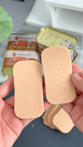 Mr.Squirrel Premium Chicken Luncheon Meat 198g Low Fat Ready to Cook Pure Chicken Canned Meat