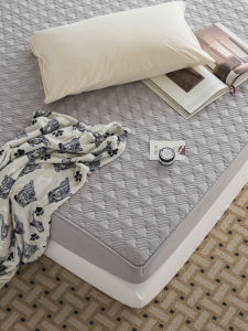 Thickened Cotton Bed Canopy Classic Wave Single Piece Dustproof Protective Cover Non-Slip Bedding Protector Student Dormitory