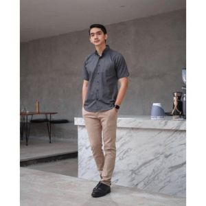(COD) BAYAR DI TEMPAT !! Kemeja Pria Polos Lengan Panjang Slimfit||Kemeja Pria Lengan Pendek Cotton Premium Distro ukuran jumbo MLXLXXL dan XXXL