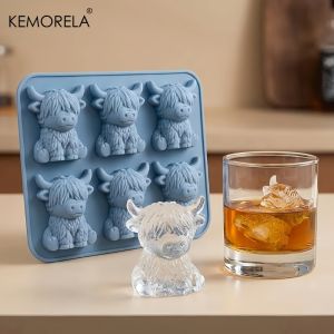 Summer Mini Highland Cow Cube of Ice Mold 3D Cute Silicone Ice Tray for Whiskey Cocktails Coffee Reusable Cow-Shaped Ice Mold