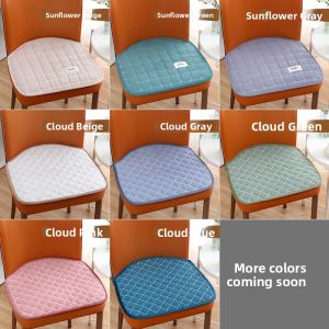 Non-Slip Chair Pad Home Dining Chair Cushion Universal Four Seasons Oval Shape Horse Hoof Design Modern Simple Style Seat Cushion