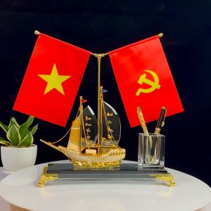 Hộp Đựng Bút Doanh Nhân Thuyền Thuận Buồm Xuôi Gió Đính Đá 2 cờ Chất Liệu Đồng Mạ Vàng và Pha Lê K9 Hộp Bút Để Bàn