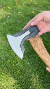 Rìu cán gỗ carbon cắm trại sinh tồn Búa Rìu đa năng mini dài 34cm nhỏ gọn dễ dàng đem theo