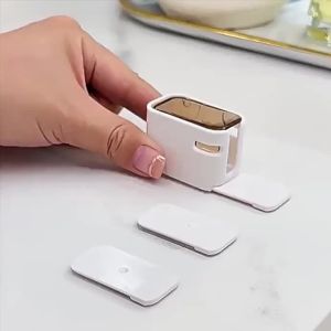 2PCS Toothbrush Holder Flip-top Wall Mounted Toothbrush Rack Dustproof Toothbrush Storage Box Bathroom Electric Toothbrush Shelf