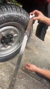 Thước Kẻ Thép Deli Cao Cấp Kích Thước 53 cm Dầy 5 mm Nhỏ Gọn Tiện Lợi