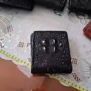 ví gù đầu cá sấu đang viền 5 gù