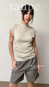 Taupe.brand - Lena button back top เสื้อ Knit ผ้านุ่ม แขนล้ำ ดีไซน์น่ารัก ใส่ได้ 2 แบบ สามารถใส่กระดุมได้ทั้งด้านหน้าและด้านหลัง และมีดีไซน์ผูกปลาย ผ้า Cotton +Wool เนื้อเย็น เบาสบาย ระบายอากาศได้ดี เหมาะสำหรับสวมใส่ได้หลายโอกาส