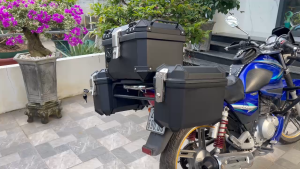 Combo 3 thùng gồm 2 thùng hông và 1 thùng sau cho xe motor xe máy