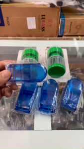 Cắt thuốc Nghiền thuốc nhựa y tế dành bác lớn tuổi trẻ em chính hãng