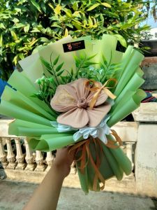 Buket Jilbab segi empat bentuk bunga