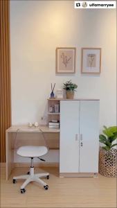 PIRA METROPOLIS -  KENDO DK140 Meja Kerja dengan Rak Buku