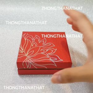 กล่องใส่หิน กำไล ลายดอกไม้ กล่องใส่หิน กล่องใส่กำไล กล่องใส่เครื่องประดับ กล่องใส่ของ กล่องกำไล กล่องเครื่องประดับ กล่องหิน เก็บเครื่องประดับ