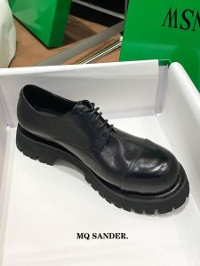 Retro Mens Casual Leather Shoes Thick Bottom round Toe Washed Horsehide Fashionable Derby Shoes Comfortable Wear for Daily Use