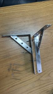 (CẶP 2 CÁI ) KE CHỮ L-  GIÁ ĐỠ BÀN HỌC INOX