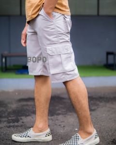 Celana Cargo Pendek Pria: Tips dan Trik Memilih & Menggunakan