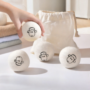 ลูกบอลป้องกันพันกันและลดริ้วรอย 4 ชิ้น