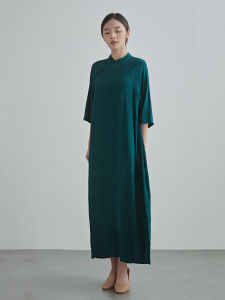 ชุดกี่เพ้าแขนสั้นบางฤดูร้อนสีเขียวหมึกหรูหรา ชุดกี่เพ้าจีนใหม่สไตล์ย้อนยุคสำหรับงานวันเกิดและงานเลี้ยง