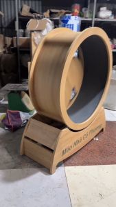 Bánh xe chạy bộ cho mèo CATWHEEL có trục giữa PETDECOR mã CW01 tạo không gian chơi và thư giãn cho boss