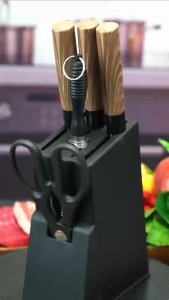 Home Ace.ชุดมีดทำครัว 6 ชิ้น มีดสเตนเลสความแม่นยำสูง ประกอบด้วยมีดทำครัว มีดตัดขนมปัง มีดเชือด กรรไกร และที่ใส่มีด