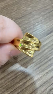 Poh Heng Jewellery 24K Radiant Interline Ring in Yellow Gold[Price By Weight]