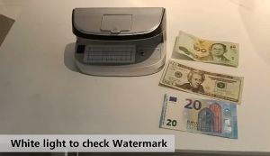 Chuanwei New UV Light Banknote Detector with Rechargeable Battery and Magnifying Glass for Money Authentication