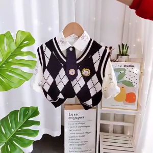 ชุดกันหนาวเด็ก ชุดเสื้อกั๊กไหมพรมลายการ์ตูน มีเนคไท ชุดเซ็ต 4ชิ้น (เสื้อเชิ้ตแขนยาว+เนคไท+กางเกงขายาว+เสื้อกั๊กไหมพรม)เกรดพรีเมี่ยม