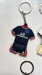 Móc Treo Chìa Khóa Bóng Đá Bằng Silicon Cầu thủ Áo bóng đá các clb Mu real barca chelsea man city có in tên cầu thủ