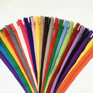 100pcs 3#  (4-24 inches) 10-60CM mix closed nylon coil zipper tailor sewing process multi-color