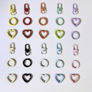 30pcs Party Keychain Clasp Set – 10 Colors Small Set with Lobster Clasps Heart-Shaped Clasps and Spring O Rings for DIY Crafts