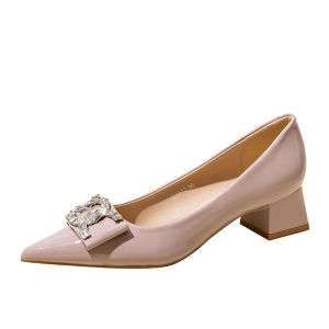 รองเท้าส้นสูงหัวแหลมสีเงินสำหรับผู้หญิง ฤดูใบไม้ร่วง 2025 รองเท้าส้นหนาแบบสวมหัวแหลมสไตล์ฝรั่งเศสย้อนยุคประดับเพชร รองเท้าแฟชั่นสำหรับผู้หญิง