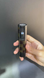 Bật Lửa Cigar Chính Hãng Honest BCZ837-1 – Khò 1 Tia Có Đục & Gác Cigar Tặng Kèm Que Thông 7.5mm