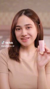 Glad2Glow Pomegranate Niacinamide Brightening Clay Stick Wajah Face Cleansing Stick Salicylic Acid Anti Pores&Acne Jerawat