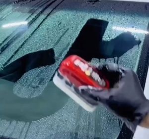 Car Glass Glossy Powerful Car Windshield Cleaner Oil Film Remover Car Window Glass Cleaner Removes Dirt Car Cleaning Brush