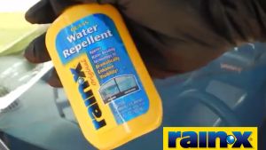Rain-X Water Repellent Window Glass Treatment Plastic Repellent Anti Fog - 207mL