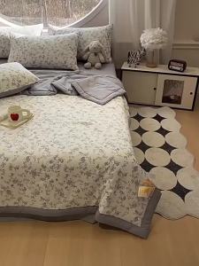 Washable Thin Summer Quilt