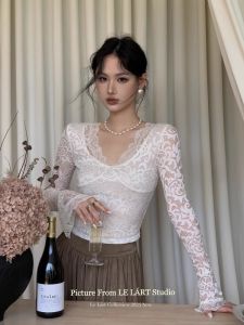 Pure Desire Spicy Girl V-Neck Lace Base Shirt Women Early Spring New Slimming Short Style Inner Wear Base Small Top