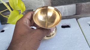 Tempat Lilin Kuningan Bulat Besar 1 pcs Tempat Tancap Lilin Kristal Aesthetic