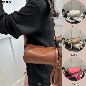 QNQN สุภาพสตรีสีทึบสบาย ๆ กระเป๋าสะพายไหล่ไหล่แฟชั่นวินเทจเนื้อกระเป๋าสะพายไหล่ขนาดใหญ่ความจุซิปออกแบบกระเป๋าทรงกระบอก