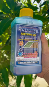 Thuốc Trừ Cỏ NEWFOSINATE 150SL Hiệu KHAI HOANG Q10 – Dòng Nước Xanh Cháy Siêu Tốc 4.0 – Rất Đậm Đặc Chất Lượng Cao (Chai 900ml)