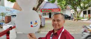 Stiker MIXUE COTTON CANDY KARAKTER gulali Arumanis karakter mixue