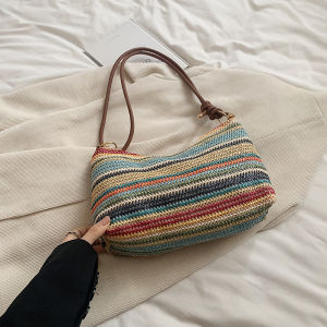 กระเป๋าสะพายไหล่ผู้หญิงแบบลำลอง 2024 กระเป๋าสี่เหลี่ยมเล็กสีสันสดใสทอแฟชั่นใหม่ กระเป๋าถือแบบสะพายข้าง กระเป๋าใต้วงแขน กระเป๋าสะพายไหล่แบบลำลอง