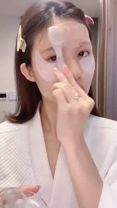 Mặt nạ nilong ủ tê dưỡng ẩm gói 100 miếng