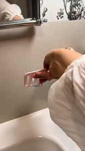 Khay Đựng Xà Phòng Hút Chân Không Nhiều Màu Sắc Không Cần Keo