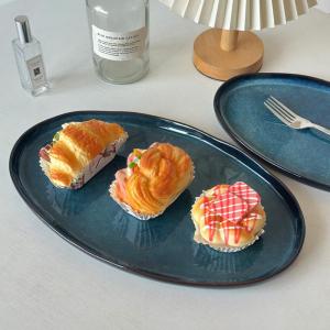 Japanese Style Ceramic Oval Fish Plate Creative Kiln-fired Steak Plate Sushi Commercial Use Flat Plate Adult Size 13 Inches