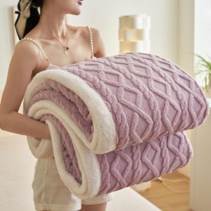 Thick Warm Blanket