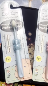 Bàn Chải Đánh Răng Trẻ Em Sợi Lông Tơ Siêu Mềm Hình Gấu Đáng Yêu