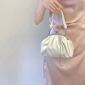 IELGY Cute chain bag new portable messenger bag dumpling bag